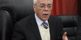 نيابة عن الرئيس: عبد الرحيم يقدم واجب العزاء بوفاة العميد أبو الجديان