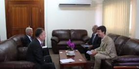 وزارة الاقتصاد تناقش مجموعة من الإجراءات لضبط وتنظيم السوق الداخلية