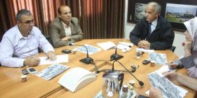 مناقشة تأهيل وإحياء منطقة ينابيع المياه في عين فرعة بالخليل