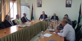 طبيلة يجتمع مع رئيس وأعضاء جمعية مستوردي المركبات لقطاع غزة