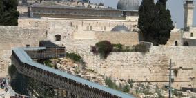 'مؤسسة الأقصى': الاحتلال يشرع بإقامة جسر خشبي جديد فوق طريق باب المغاربة