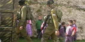 الاحتلال يقتحم روضة اطفال بالخليل