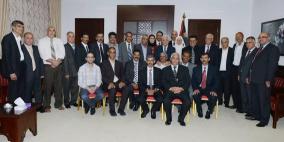 الرئيس: نحن بحاجة الى روح الانتفاضة الاولى وقيمها وحكمة ابطالها لتعزيز المقاومة السلمية