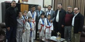 مركز عالم الرياضة والتايكوندو يكرم بلدية قلقيلية