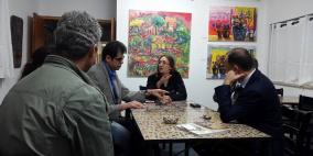 32 فنانا يشاركون بلوحاتهم  في افتتاح بيت مريم (دائرة الروح)لمليحه مسلماني في رام الله