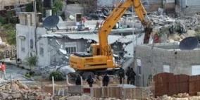 الاحتلال يخطر بهدم 15 بناية سكنية في مخيم شعفاط بالقدس