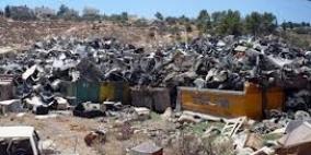 بحث سبل مكافحة ظاهرة حرق الخردة في قرى جنوب غرب الخليل