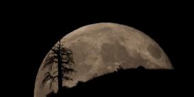 هل بالفعل سيبدو القمر "عملاقاً" ؟