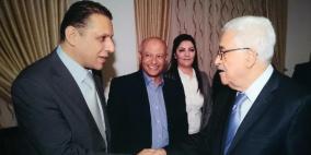 الرئيس محمود عباس يكرم فريق عمل "مناجاة"