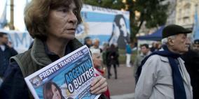 الأرجنتين تغرق في ديونها للمرة الثانية في 13 عاما