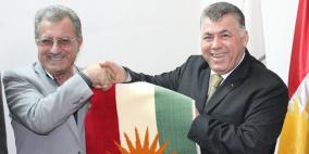 نظمي حزوري القنصل العام لدولة فلسطين في اقليم كوردستان  يتسلم  درع اتحاد حقوقيي كوردستان