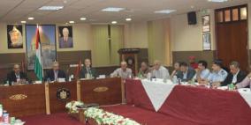 محافظ طولكرم عصام أبو بكر يترأس  اجتماعا دورياً  للمجلس التنفيذي