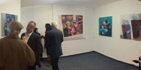 جاليري بيت مريم في رام الله  ينظم معرض  "إيماءات" للفنان التشكيلي والنحات جواد إبراهيم