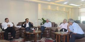 البوليتكنك تبحث سبل التعاون المشترك مع الحاضنة الفلسطينية للطاقة