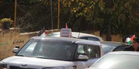 المواصلات تجري فحص القيادة في البلدة القديمة بالخليل