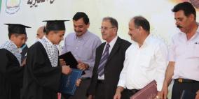 المدرسة الاسلامية تقيم حفلاً لتخريج طلبتها برعاية كهرباء الشمال