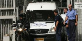 الاحتلال يفرج عن مسنة وابنتها من بيت لحم