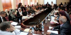 بلدية نابلس تعقد جلسة مجلسها البلدي بشكل علني