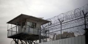 اعتقال فتاة من الخليل أثناء زيارتها لشقيقها في السجن