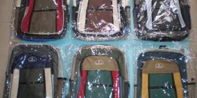 توزيع 800 حقيبة مدرسية على أطفال مدارس البلدة القديمة بالخليل