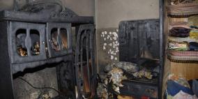 إصابة مواطنين بالاختناق في حريق اندلع بمنزل في مخيم الفوار