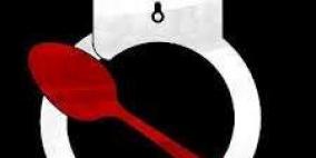 القدس: إضراب ثلاثة شبان عن الطعام تضامنا مع العيساوي