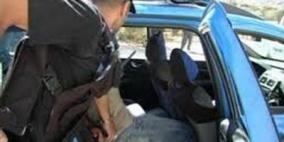 الشرطة تقبض على شخص بحوزته مواد مخدرة في الخليل