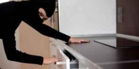 القبض على خادمة متهمة بسرقة 2700 دولار في بيت لحم