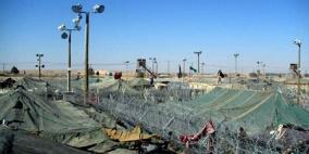 إدارة سجن النقب تقوم بتقييد أيدي وأرجل الأسرى والحر الشديد يزيد من معاناتهم في ظل انقطاع التيار الكهربائي