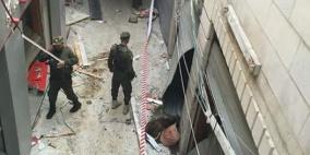 إصابتان بين متوسطة لخطيرة بانفجار في مطعم بالخليل