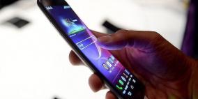 أخصائي ينصح بإبعاد الهواتف النقالة عن غرفة النوم