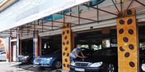 المواطنون يقبلون على شراء السيارات رغم الحصار