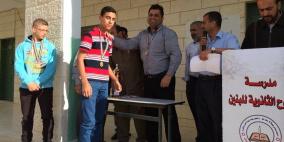 مدرسة تفوح الثانوية للبنين تعلن عن فارسها في إلقاء الشعر