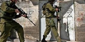 الاحتلال يقتحم عدة مناطق في جنين ويدهس مواطنا بمخيم الفارعة