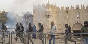 اصابة 3 شبان خلال مواجهات عند باب حطة بالقدس