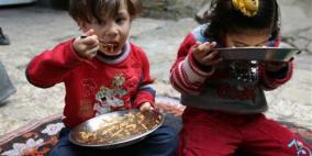 المخيمات على موعد مع البطاقات الإلكترونية..!