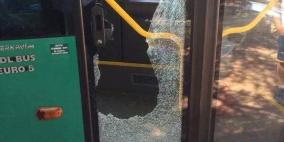 مصادر عبرية: تعرض حافلة للمستوطيين لإلقاء حجارة بالقدس