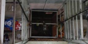 ثلاثة إصابات في حادث سقوط رافعة تجارية بنابلس