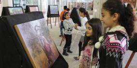 نابلس: معرض  للفنان منصور ورسومات لأطفال "الياسمين البيئي"