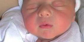 اعتقال مواطنة بعد إنجابها لطفلها بحجة ما اسماه الاحتلال الإقامة "غير الشرعية"