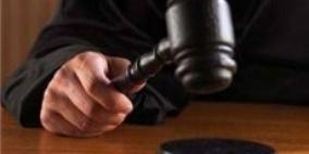 الأشغال الشاقة لخمس سنوات على مدان بخطف مسدس شرطي