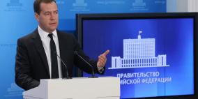 مدفيديف: سندافع عن مصالحنا الاقتصادية في العالم بجميع الوسائل القانونية