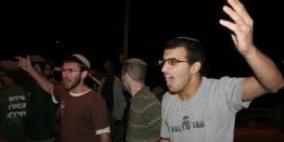 الخليل: اصابة طفل جراء تعرضه للضرب من قبل مستوطنين