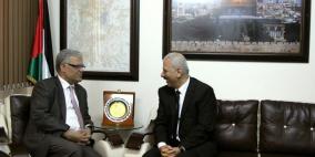 د. عيسى يستقبل السفير الاطرش