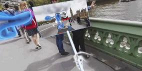 جديد فيسبوك.. عصا سيلفي بتقنية الواقع الافتراضي