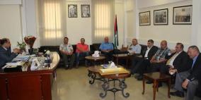 الخليل: نقابة تجارة المواد الغذائية وغرفة التجارة تبحثان آليات التعاون المشترك والترتيبات بشهر رمضان