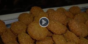 "فلافل ابو خليل".. مجانا لمن لا يملك الثمن