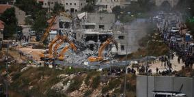 الاحتلال يهدم بنايتين في مستوطنة "بيت إيل"