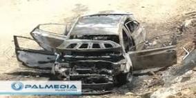 الاحتلال يعثر على سيارة محروقة يشتبه بأن تكون للمستوطنين المفقودين بالخليل