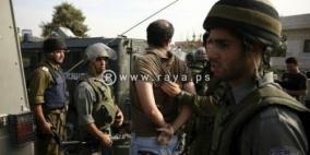 الاحتلال يعتقل مواطنين من عزون